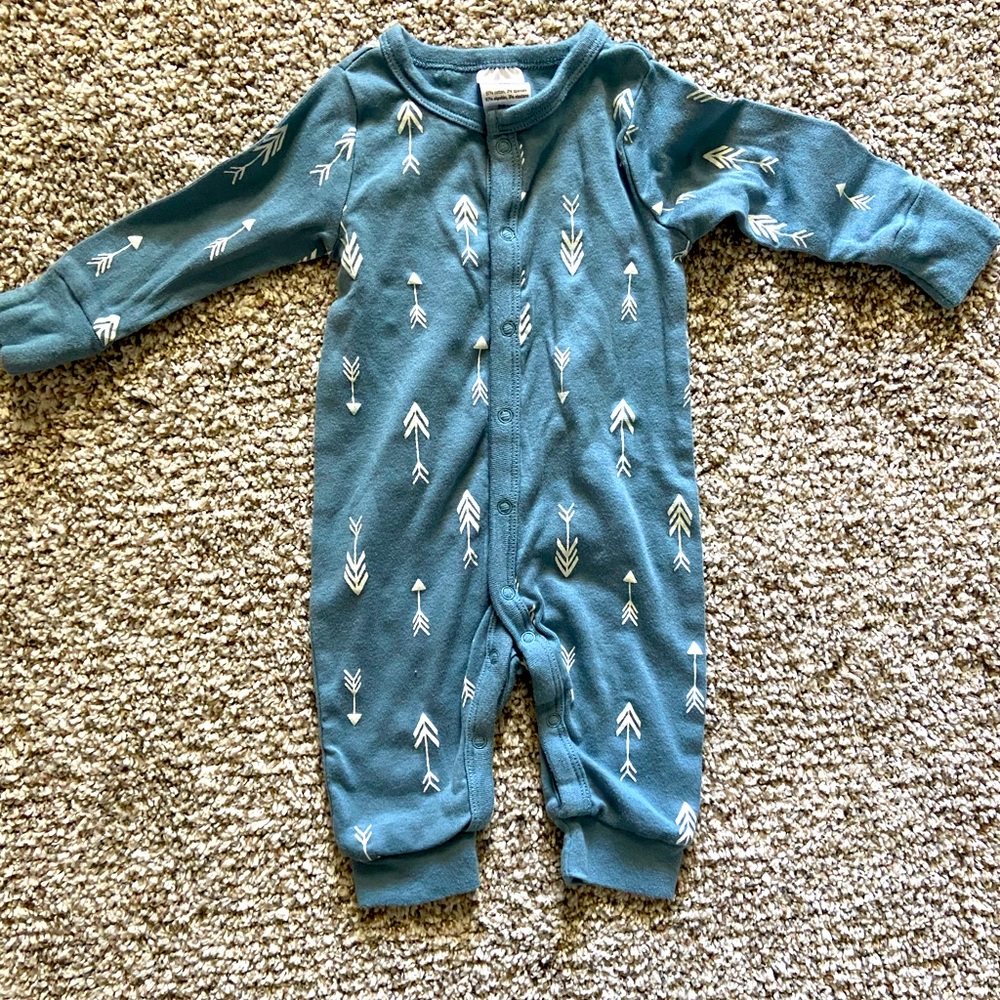 0-3 month modern moments baby outfit